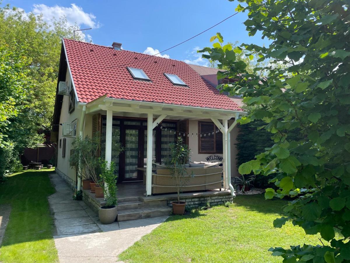 Lake House Siófok Exterior foto